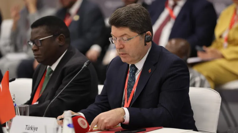 Adalet Bakanı Tunç, Rus mevkidaşı Çuyçenko ile görüştü