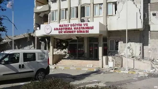 AKP Hatay İl Başkanı deprem soruşturmasında şüpheli; 68 kişinin ölümünden sorumlu tutuluyor