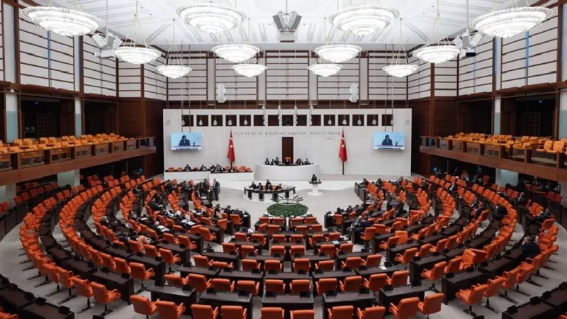 AKP'de Sürpriz Değişim! Meclis Grubu Seçime Gidiyor!