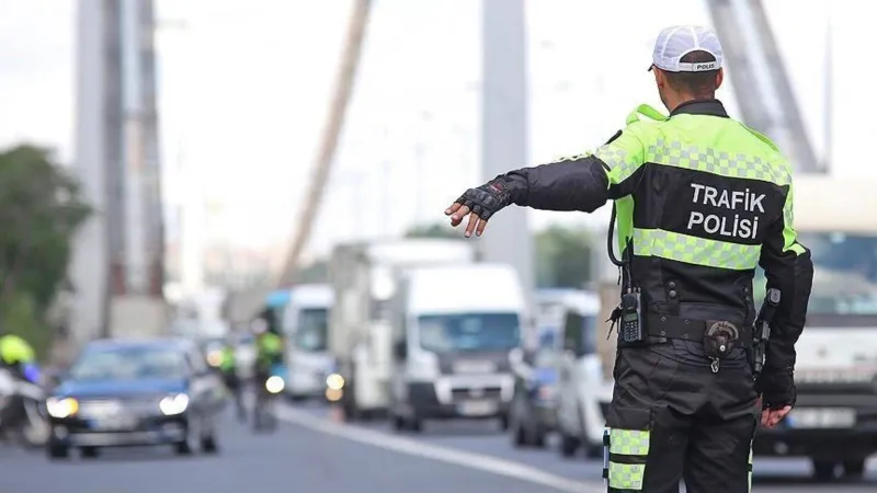AKP'li Güler'den trafik cezaları hakkında açıklama: Hiçbir ceza, insan hayatından daha önemli değildir; bizim kanunumuzda 'radar cezası' diye bir ceza yok