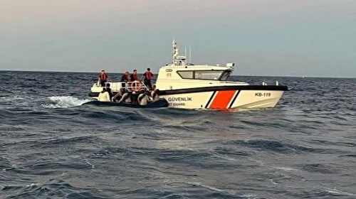 Ayvacık açıklarında 17 kaçak göçmen yakalandı