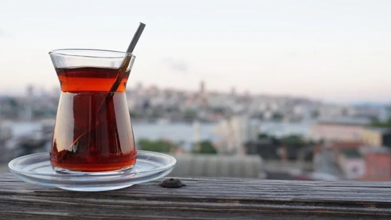 Çay sevenler üzülecek: Zam geldi!