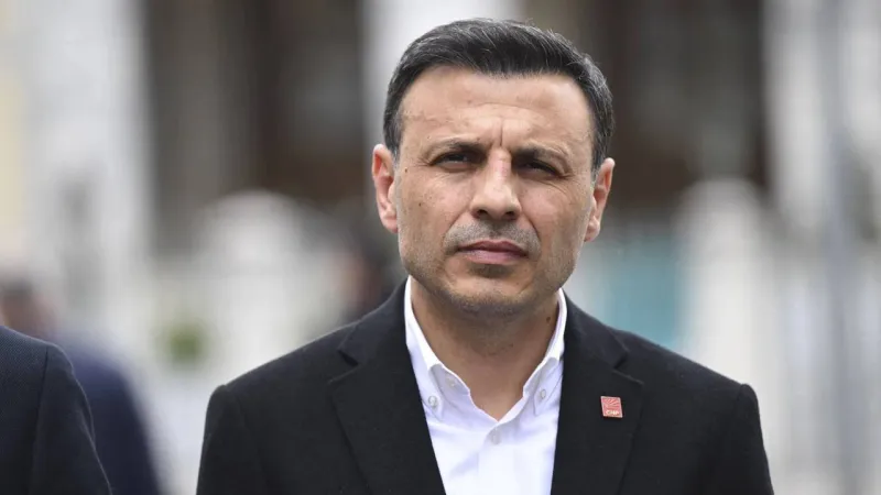 CHP İstanbul İl Başkanı Özgür Çelik'ten İhsan Aktaş'ın 'araç' iddialarına yalanlama