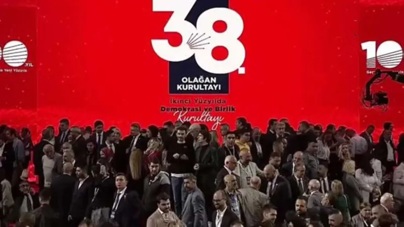 CHP'nin olağanüstü kurultayı iptali davası ertelendi