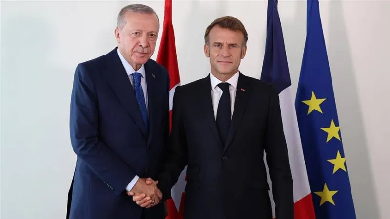 Erdoğan ve Macron'dan Kahkaha Tufanı! Aralarındaki O Diyalog Ne?