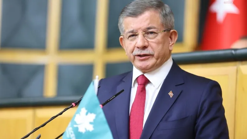 Davutoğlu iktidara sert çıktı! 'Yetimlerin iki eli yakanızda olacak'