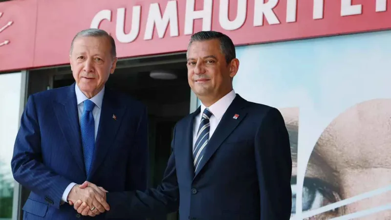 Dikkat çeken anket! Erdoğan ve Özel yeniden görüşmeli mi?