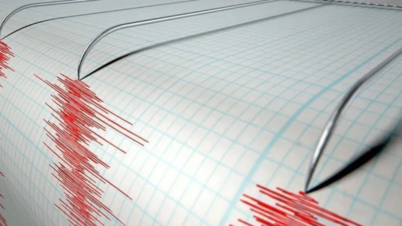 Ege'de 6 büyüklüğünde deprem!
