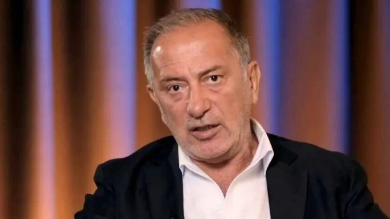 Fatih Altaylı, Cumhurbaşkanına tehdit suçundan gözaltına alındı