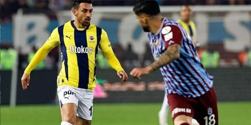 Fenerbahçe Trabzonspor Derbisi: İlk 11'ler Şaşırttı! Kimler Yok?