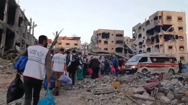 Gazze'nin kuzeyinde kalan son hastane İsrail ordusunun emriyle boşaltıldı: İçeride kimse varsa öldüreceklerini söylediler