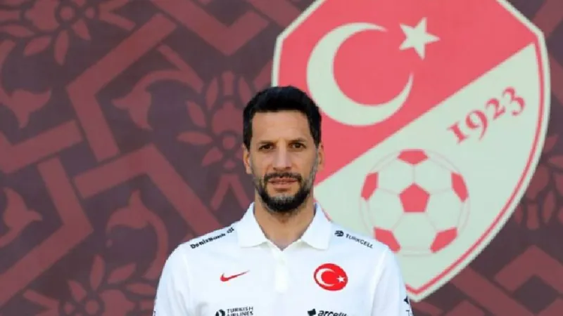 Hakan Balta Montella'nın yardımcısı oldu
