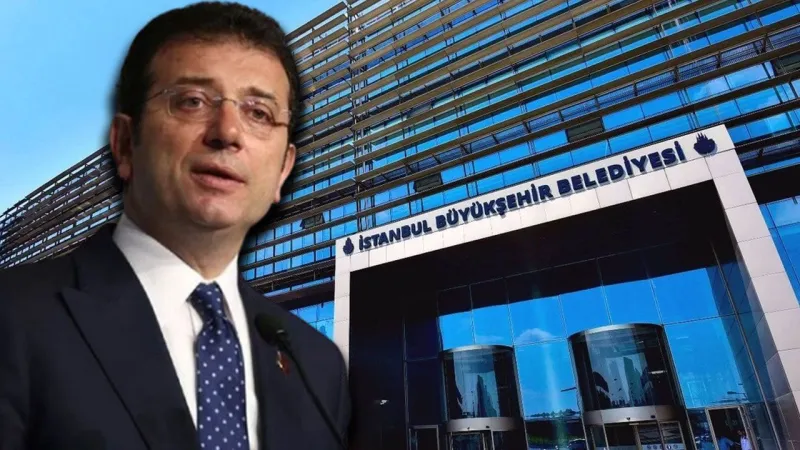 İBB operasyonunda gözaltına alınanlar adliyeye sevk edildi
