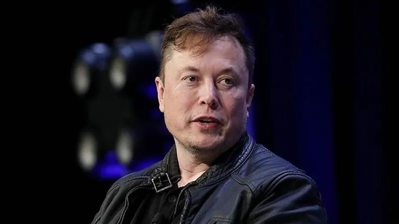 İddia: Biden döneminde Musk'ı ziyaret edenler takibe alındı
