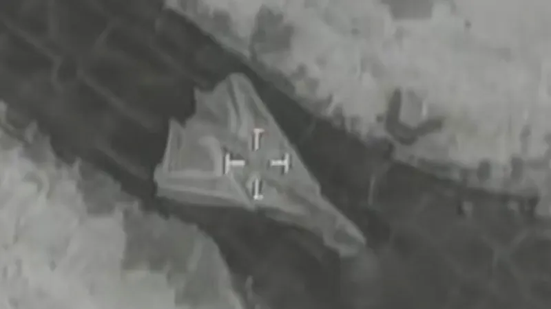 İsrail'den İran'a Şok Baskın! F-14 Savaş Uçakları Vuruldu Mu?