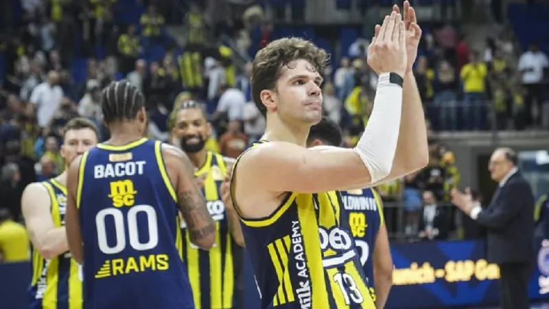 Fenerbahçe'den İsrail'e Filistin Desteği! O Anlar Gündem Oldu