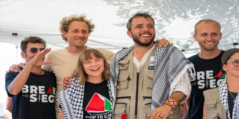 İsrail'in tehdit ettiği yardım gemisi yolda: Asla durmayacağız!