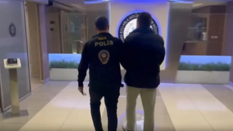 İstanbul merkezli fal, büyü dolandırıcılığı operasyonu: 62 şüpheli yakalandı