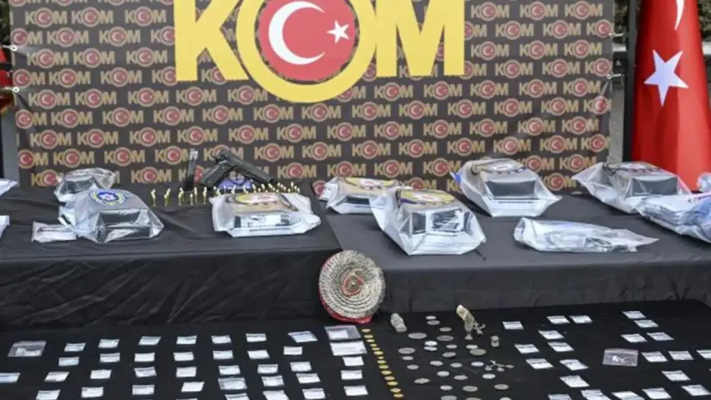 İstanbul'da Değerli Taş Operasyonu: 30 Kişi Tutuklandı! Şok Detaylar