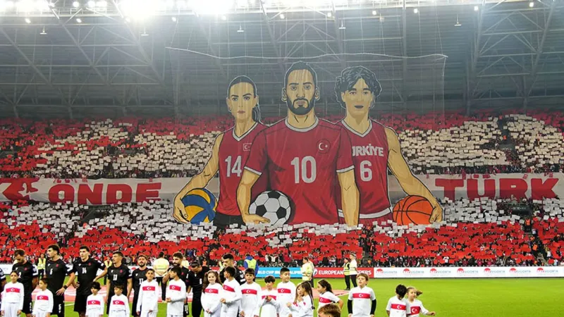Kocaeli'de Milli Takıma Dev Koreografi: Tribünler Coştu!