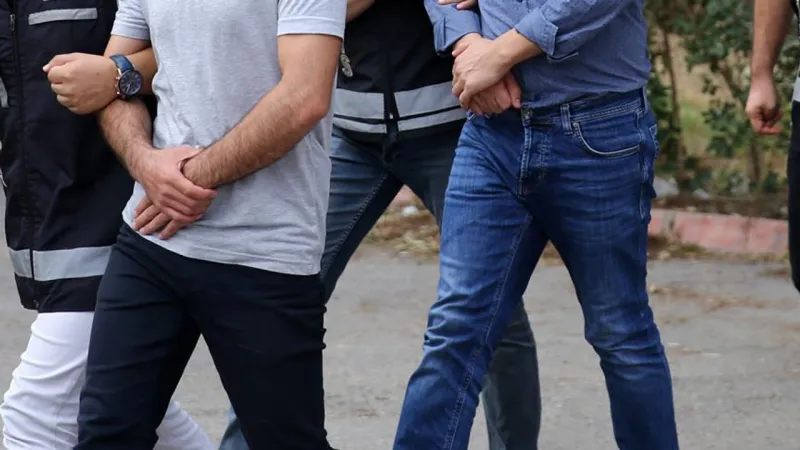 Konya'da Silah Fabrikasına Baskın! 8 Bin Parça Ele Geçirildi