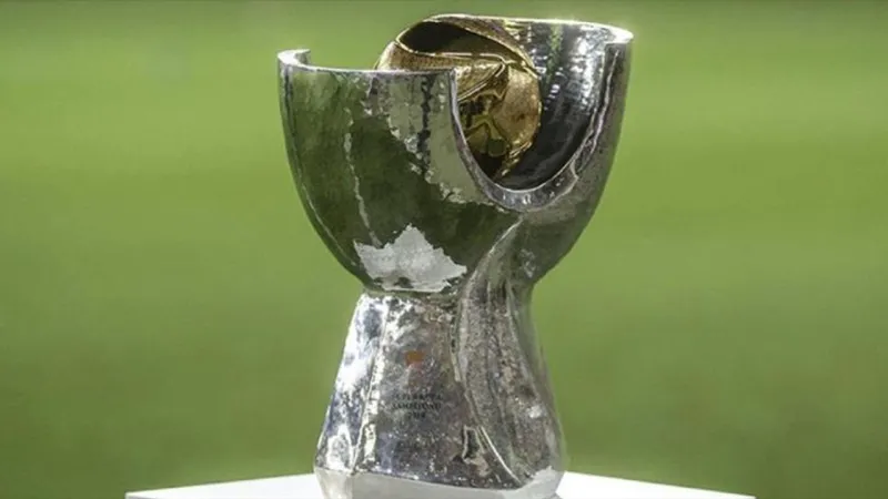 Süper Kupa'da Dev Eşleşme! Galatasaray - Trabzonspor Karşılaşıyor
