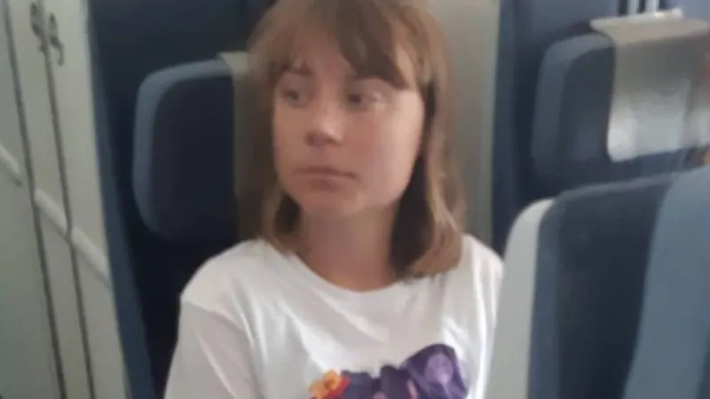 Madleen gemisindeki Greta Thunberg ve 3 aktivist sınır dışı edildi