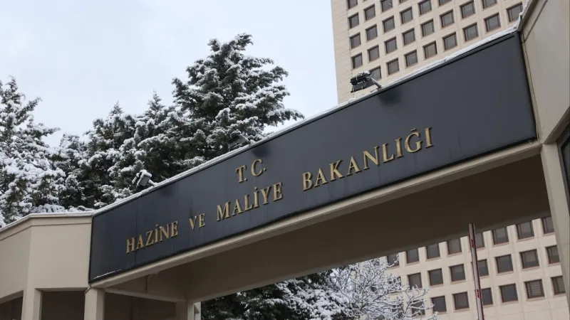 Maliye harekete geçti: T plakalı Ferrariler mercek altında