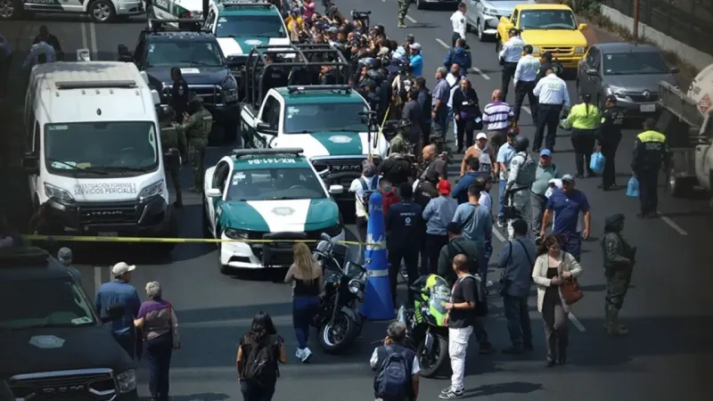 Meksika'nın başkentinde belediye başkanının sekreteri ve danışmanı öldürüldü
