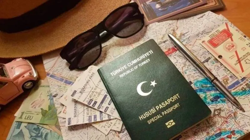 Muhalefet "Vize krizi çözülsün" dedi, AKP-MHP reddetti; "Avrupa kapıları kapalı, ABD randevuları yok, vize almak imkânsız!"