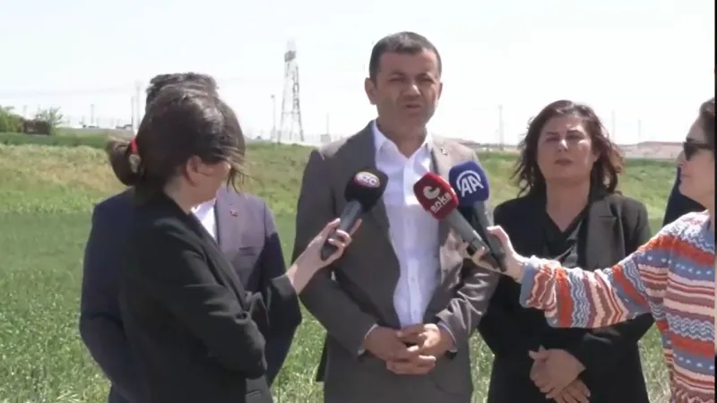 İmamoğlu'na Destek Ziyareti: 4 Büyükşehir Belediye Başkanı Silivri'de!