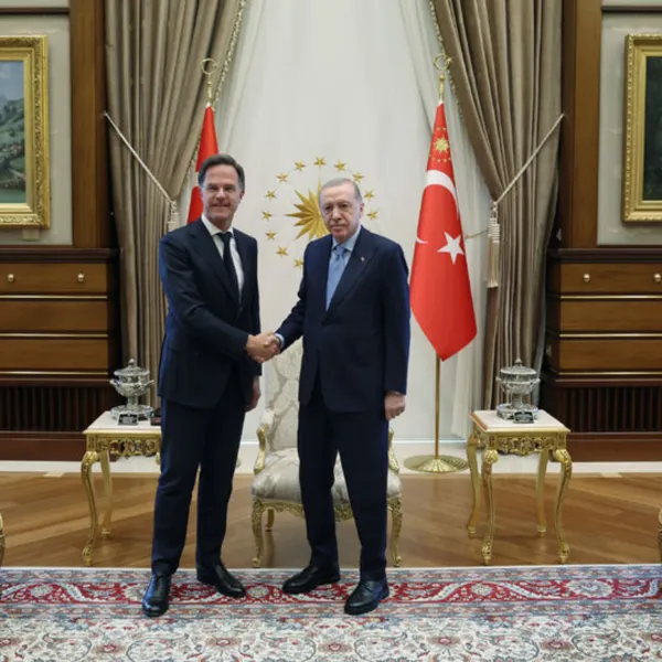 Rutte'den Erdoğan'a Övgü Dolu Sözler: NATO'da İnanılmaz Lider!
