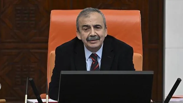 Sırrı Süreyya Önder'e Suikast Girişimi mi? DEM Parti'den Şok Açıklama!