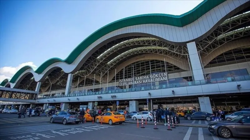 İstanbul-Londra Uçağında Şok! Pilot Acil Yardım Çağırdı!