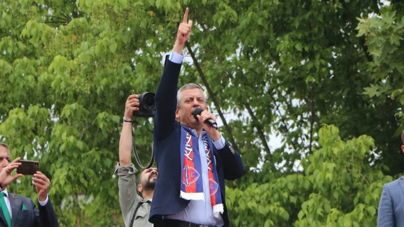 Özel: TRT Genel Müdürü'ne, televizyon yönetmenlerine sesleniyorum, kasadan bir TL para çıktıysa bugün siyaseti bırakıyorum
