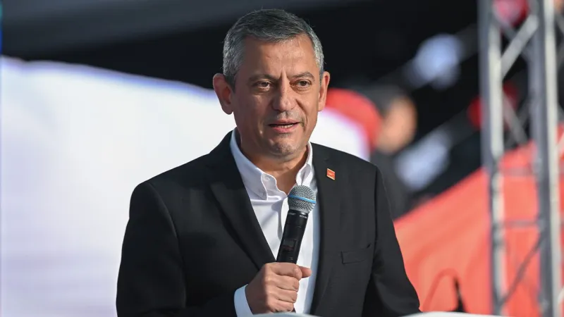 Özgür Özel'den Şok Sözler: İBB Operasyonunun Hesabı Sorulacak!
