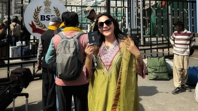 Hintli Influencer Casusluktan Gözaltında! Pakistan Bağlantısı Şok Etti
