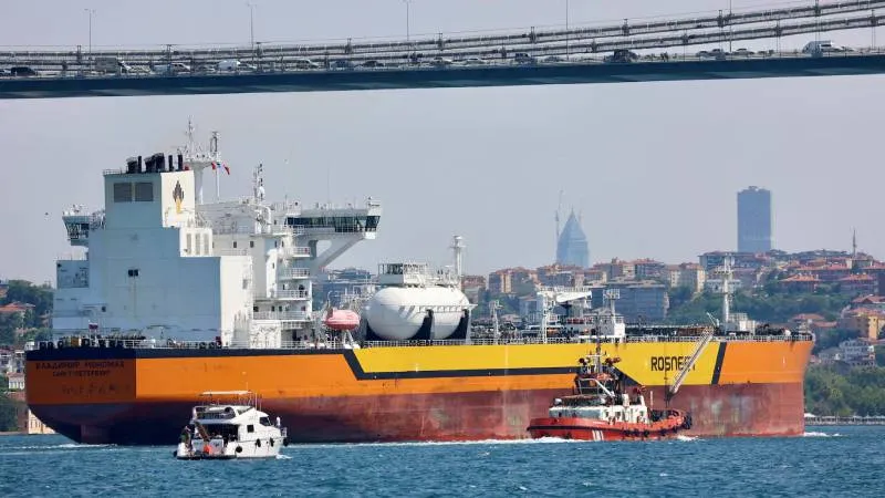 Reuters: Türkiye, Batı yaptırımlarının etkisiyle Rusya dışındaki ülkelerden daha fazla petrol almaya başladı