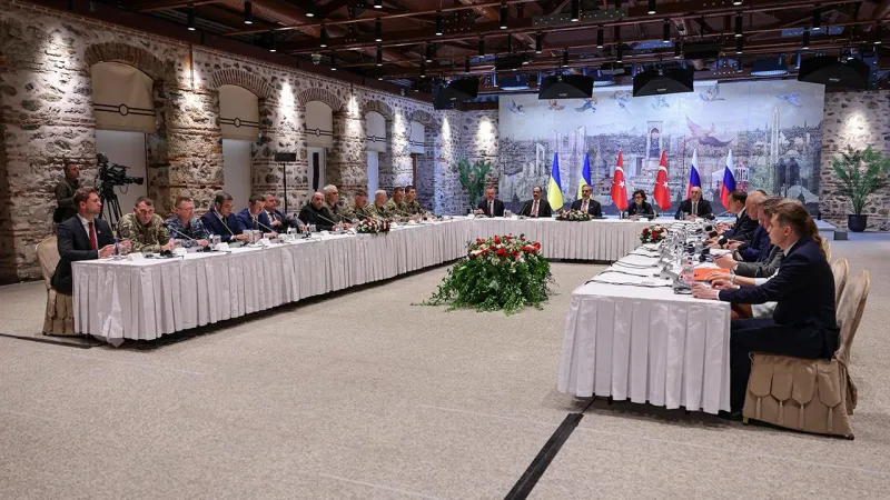 İstanbul'da Kritik Zirve! Rusya-Ukrayna Savaşında Yeni Umut?