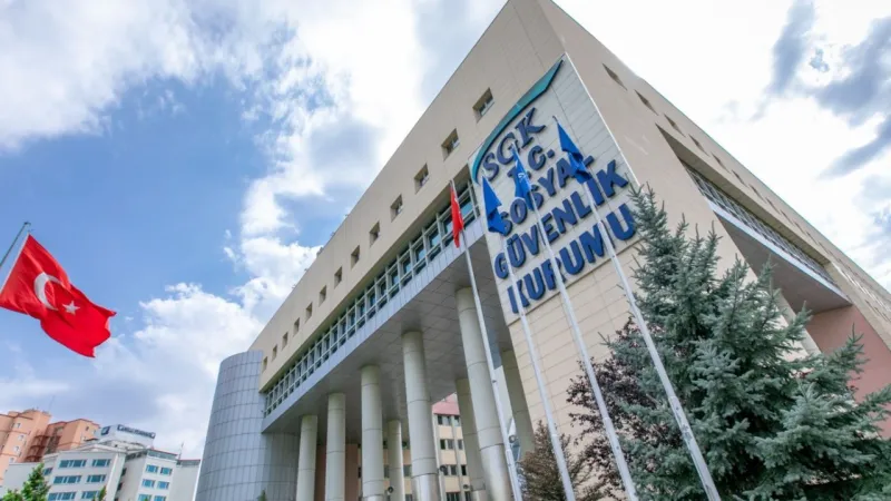 SGK'dan Emeklilere Şok! Sahte Boşanma Cezası Kapıda mı?
