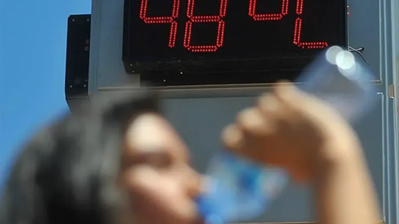 Türkiye'yi Kavuracak! Sıcaklıklar Ne Zaman Rekor Kıracak?