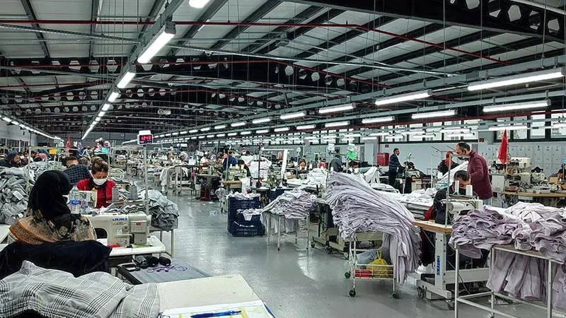 Tekstil sektörü alarm veriyor: İhracat ve istihdam azalıyor, batık krediler hızla artıyor