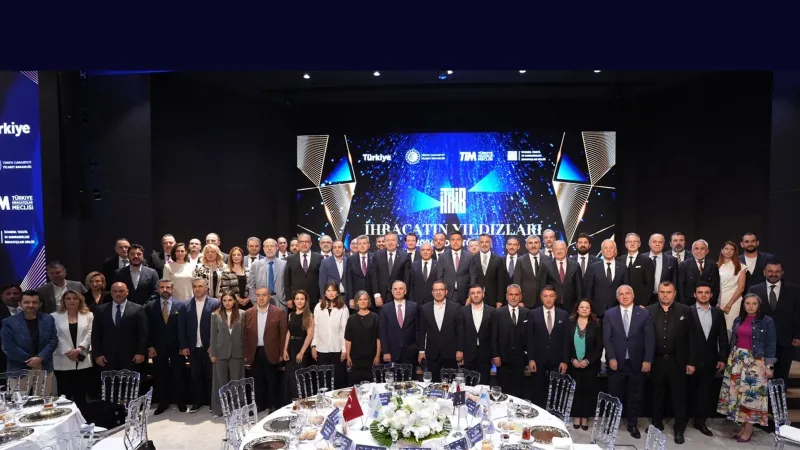 Tekstil Sektörü Zorluk Tanımadı: 11,5 Milyar Dolarlık İhracatla Rekor!