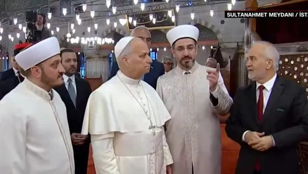 Vatikan Devlet Başkanı Papa 14. Leo'dan Sultanahmet Camii'ne ziyaret