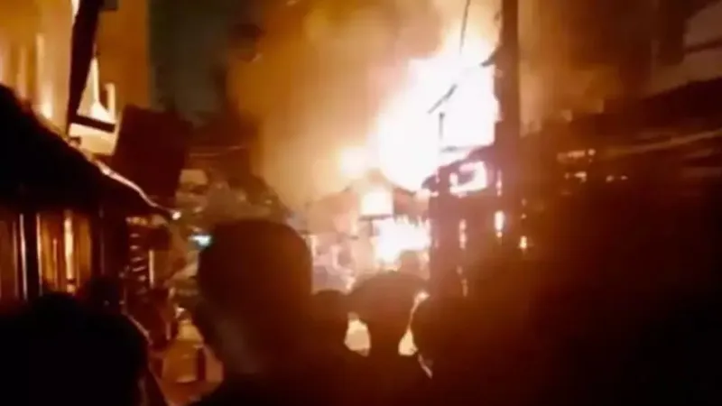Vietnam'da Korkunç Yangın: 2'si Çocuk 8 Ölü! İşte Olay Yeri