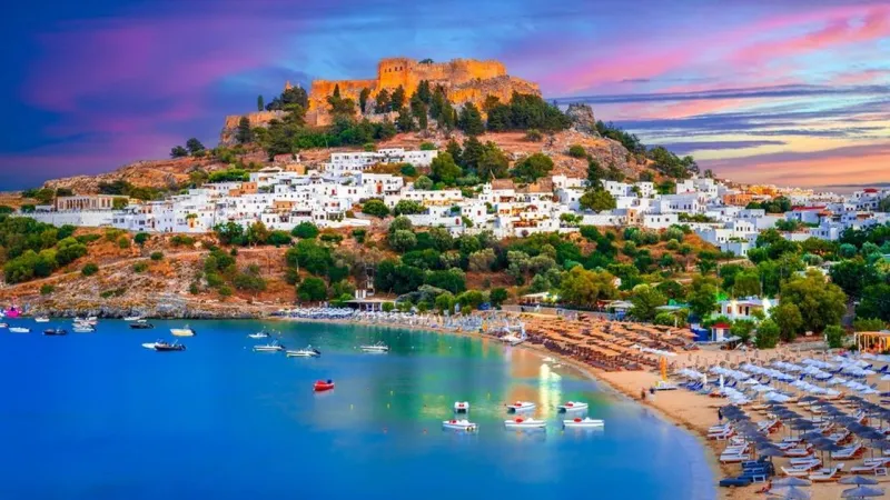 Yunanistan'a Girişte Şok Değişim! Pasaportlar Tarih mi Oluyor?